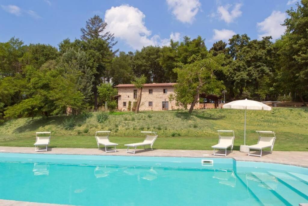 Villa Liz Tuscany, Private Pool, Hot Tub, Property Fenced, Pets Allowed بوبّي المظهر الخارجي الصورة