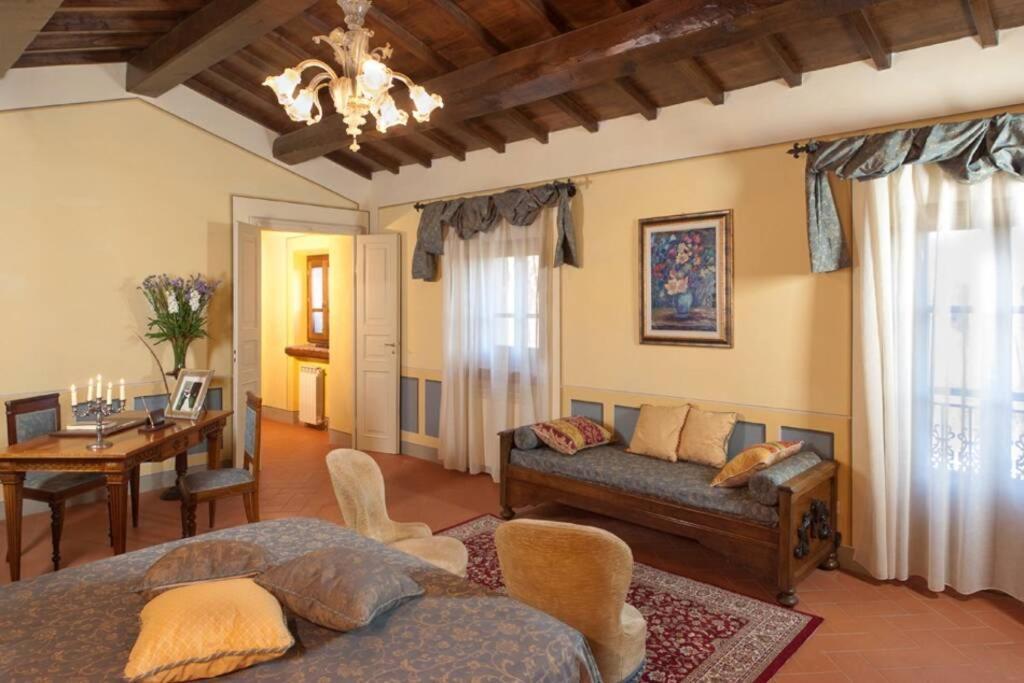 Villa Liz Tuscany, Private Pool, Hot Tub, Property Fenced, Pets Allowed بوبّي المظهر الخارجي الصورة