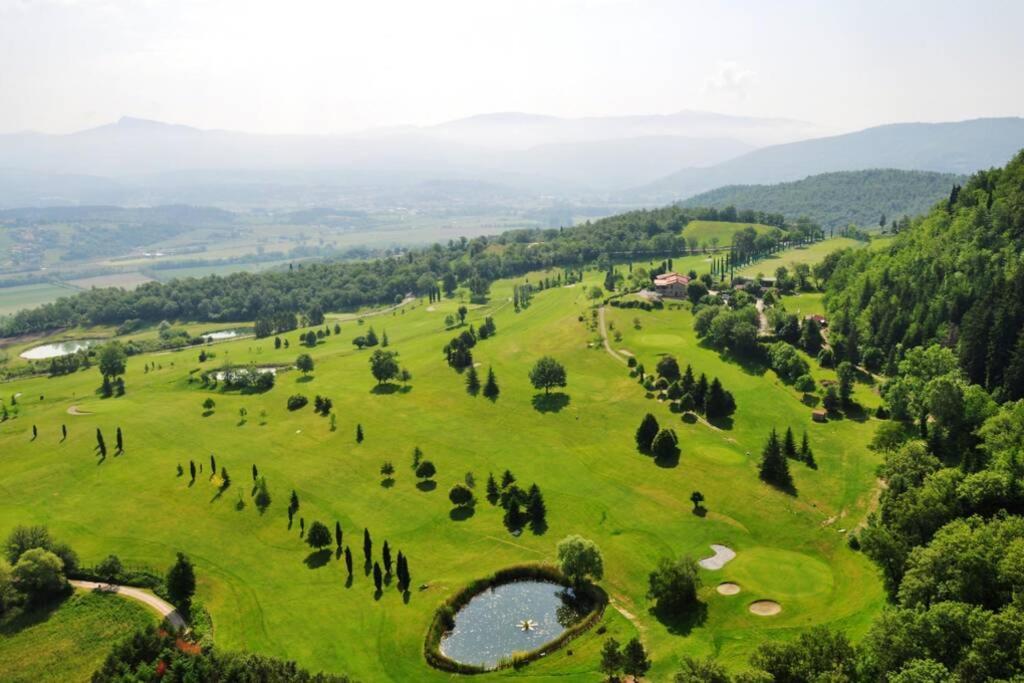 Villa Liz Tuscany, Private Pool, Hot Tub, Property Fenced, Pets Allowed بوبّي المظهر الخارجي الصورة